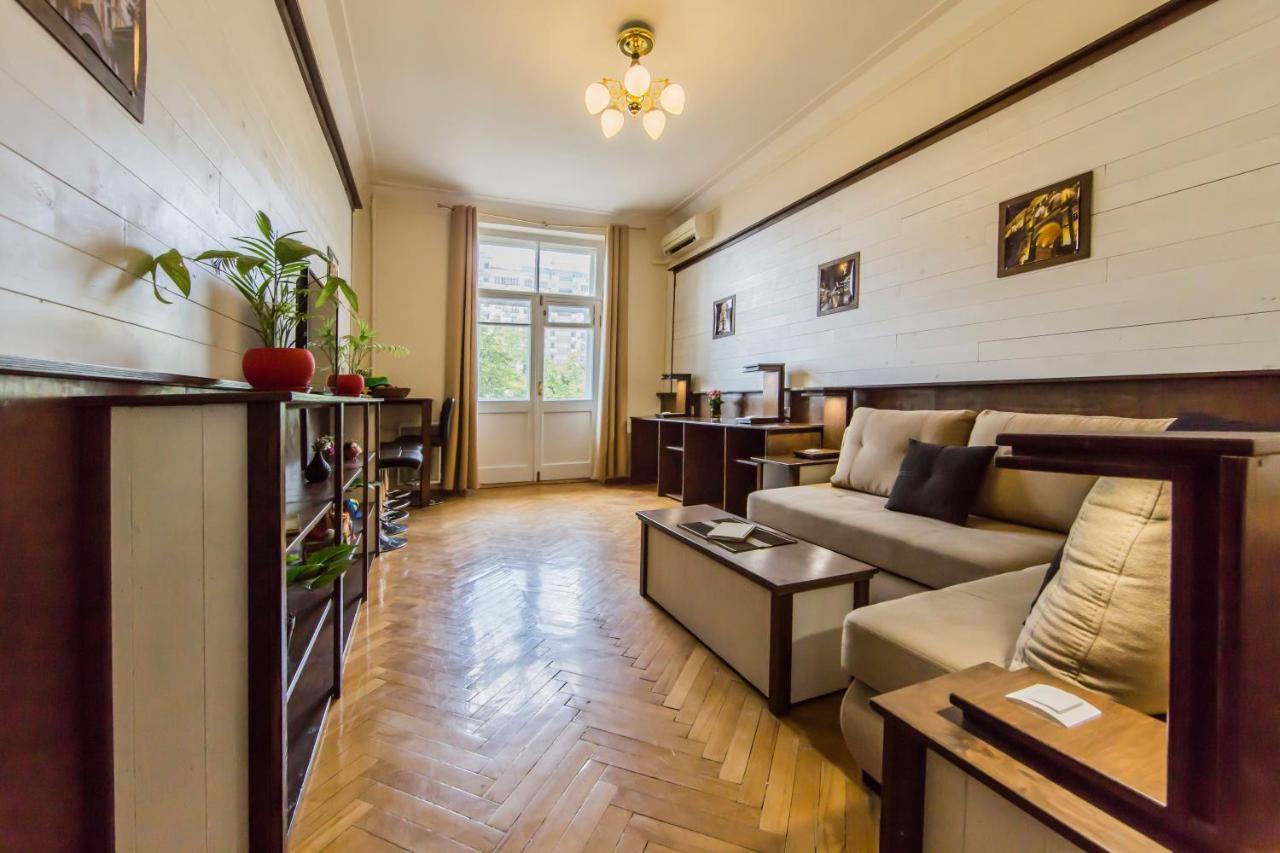 Apartment 2х-кімнатна на майдані незалежності Kyiv