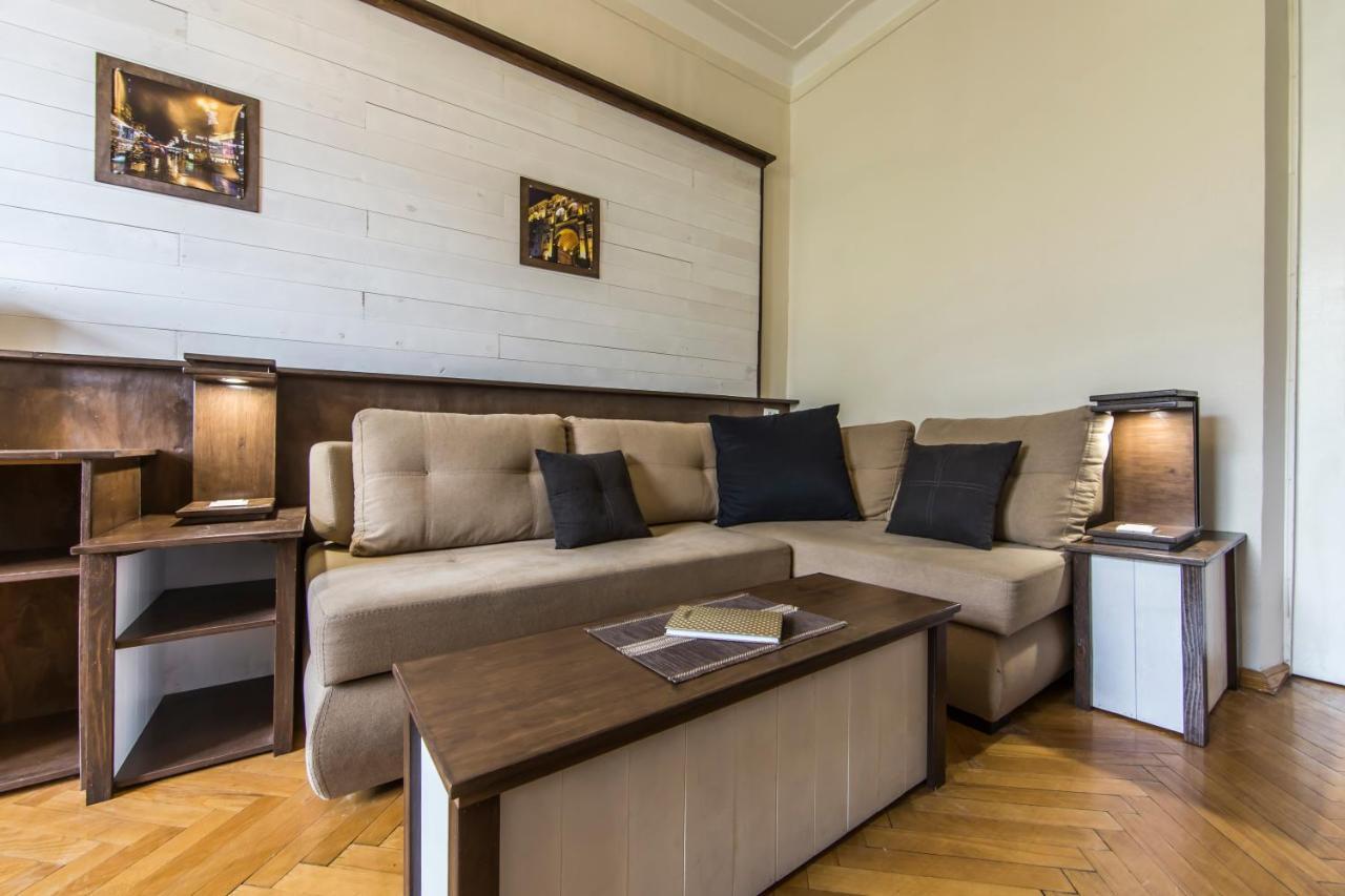 Apartment 2х-кімнатна на майдані незалежності